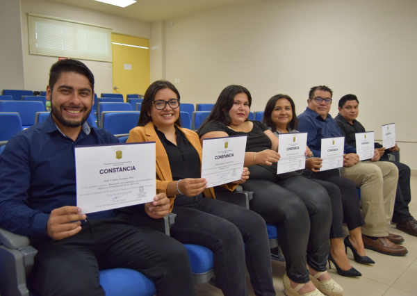 Egresa generaci&oacute;n 2021-2023 de la Maestr&iacute;a en Administraci&oacute;n de Tecnolog&iacute;as de la UG 