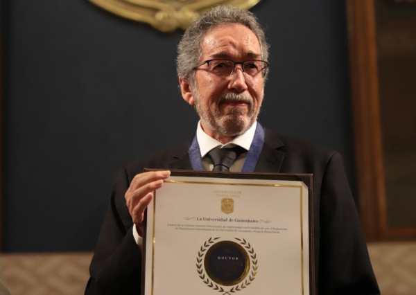 Distingue UG con Honoris Causa al Dr. Arturo Jim&eacute;nez, referente internacional en ingenier&iacute;a qu&iacute;mica