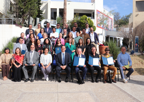 Celebra Licenciatura en Dise&ntilde;o Gr&aacute;fico de la UG 35 aniversario