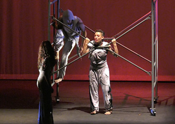 Present&oacute; Compa&ntilde;&iacute;a de Artes de la UG obra ganadora en artes esc&eacute;nicas