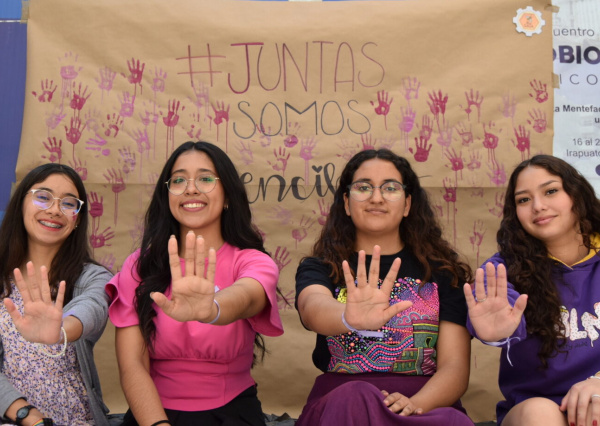 “Juntas somos invencibles” afirma grupo universitario BEE SAIA en el arranque de actividades por el D&iacute;a de la Mujer