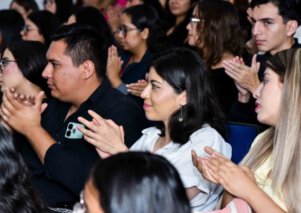 Profesionales de enfermer&iacute;a se re&uacute;nen para reflexionar sobre su liderazgo
