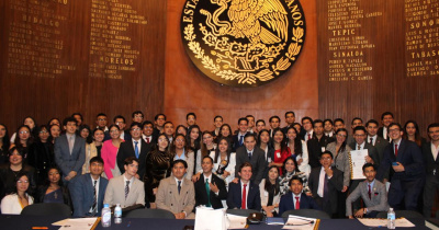 Reconocen trabajo y presencia de la Divisi&oacute;n de Derecho, Pol&iacute;tica y Gobierno de la UG