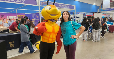 UG contribuye a descubrir vocaciones en F&oacute;rum Educativo y Profesiogr&aacute;fico