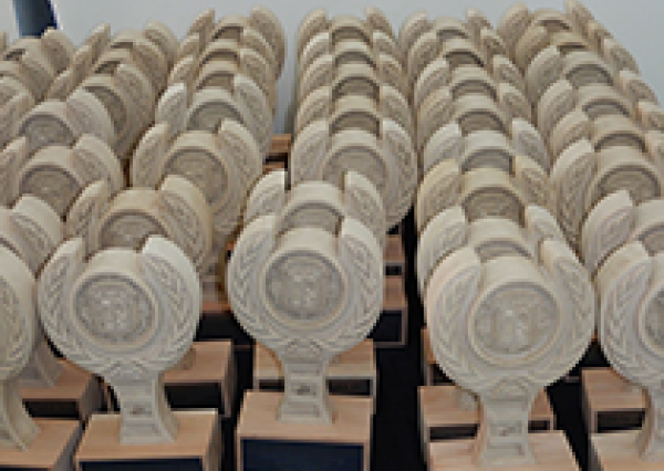 Autoridades del Campus Guanajuato de la UG entregan reconocimientos al Desempe&ntilde;o Acad&eacute;mico  