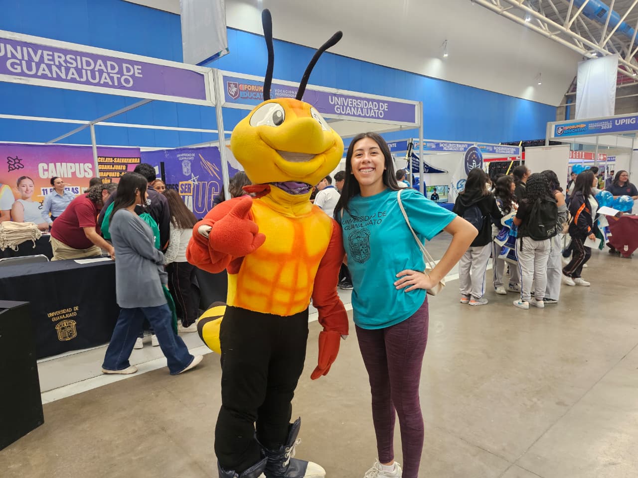 dia nacional libro ug 2025 1