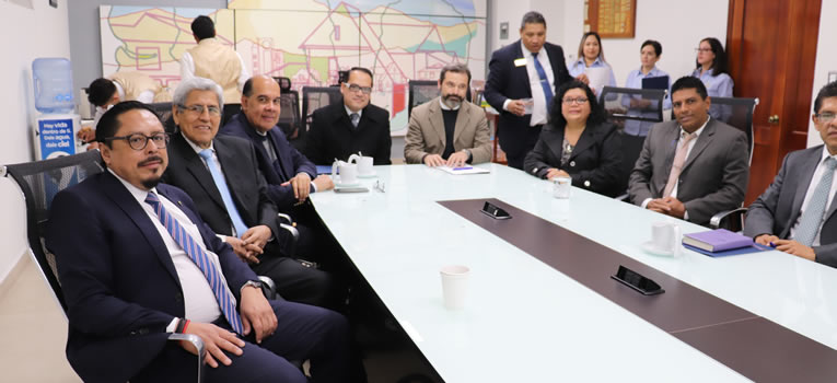 comienza-reacreditacion-internacional-de-la-licenciatura-de-derecho-de-la-ug