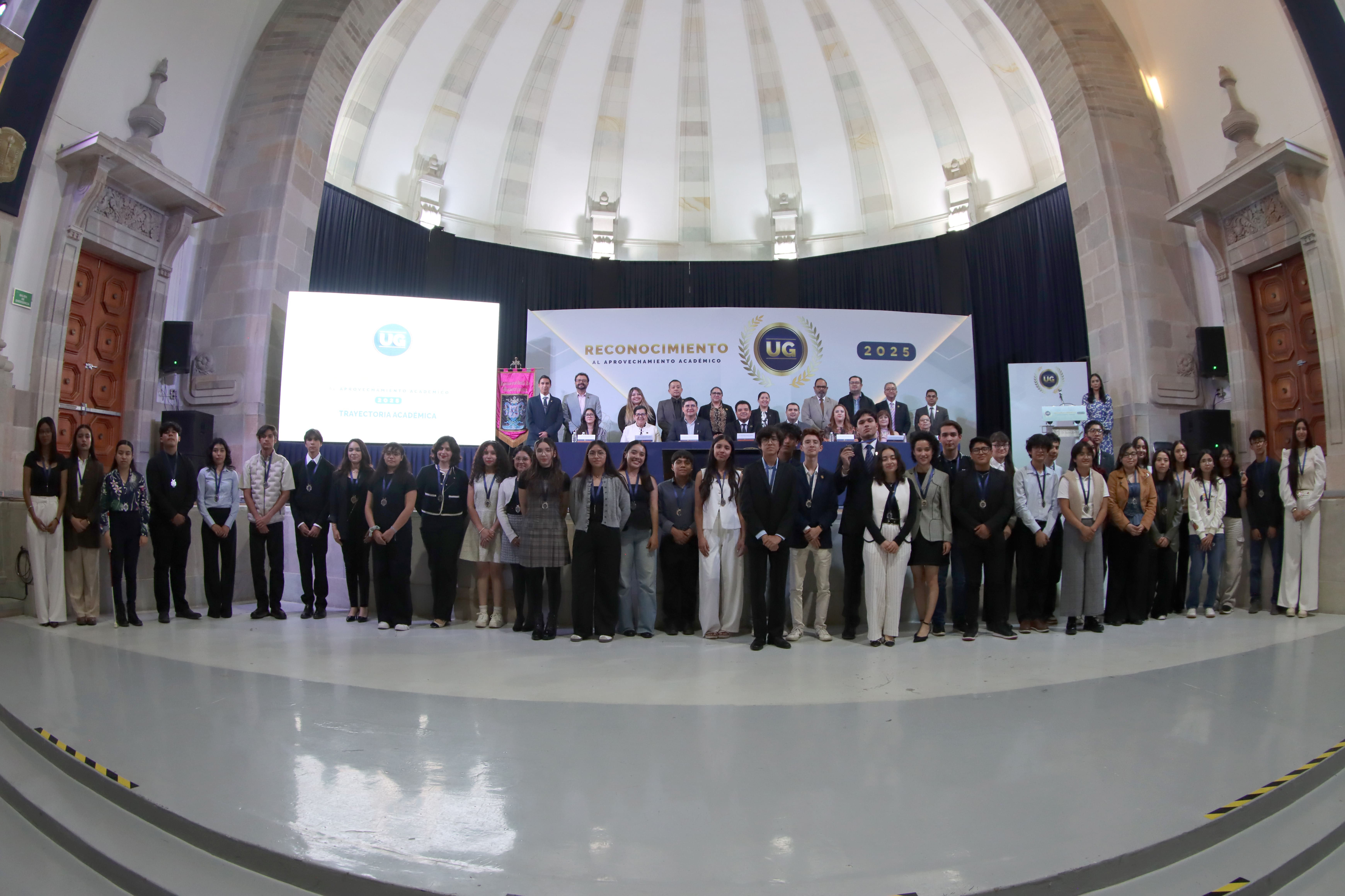 ceremonia reconocimiento cnms 1