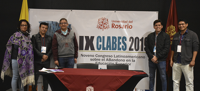 exponen-trabajos-profesores-nms-congreso-latinoamericano-ug-ugto